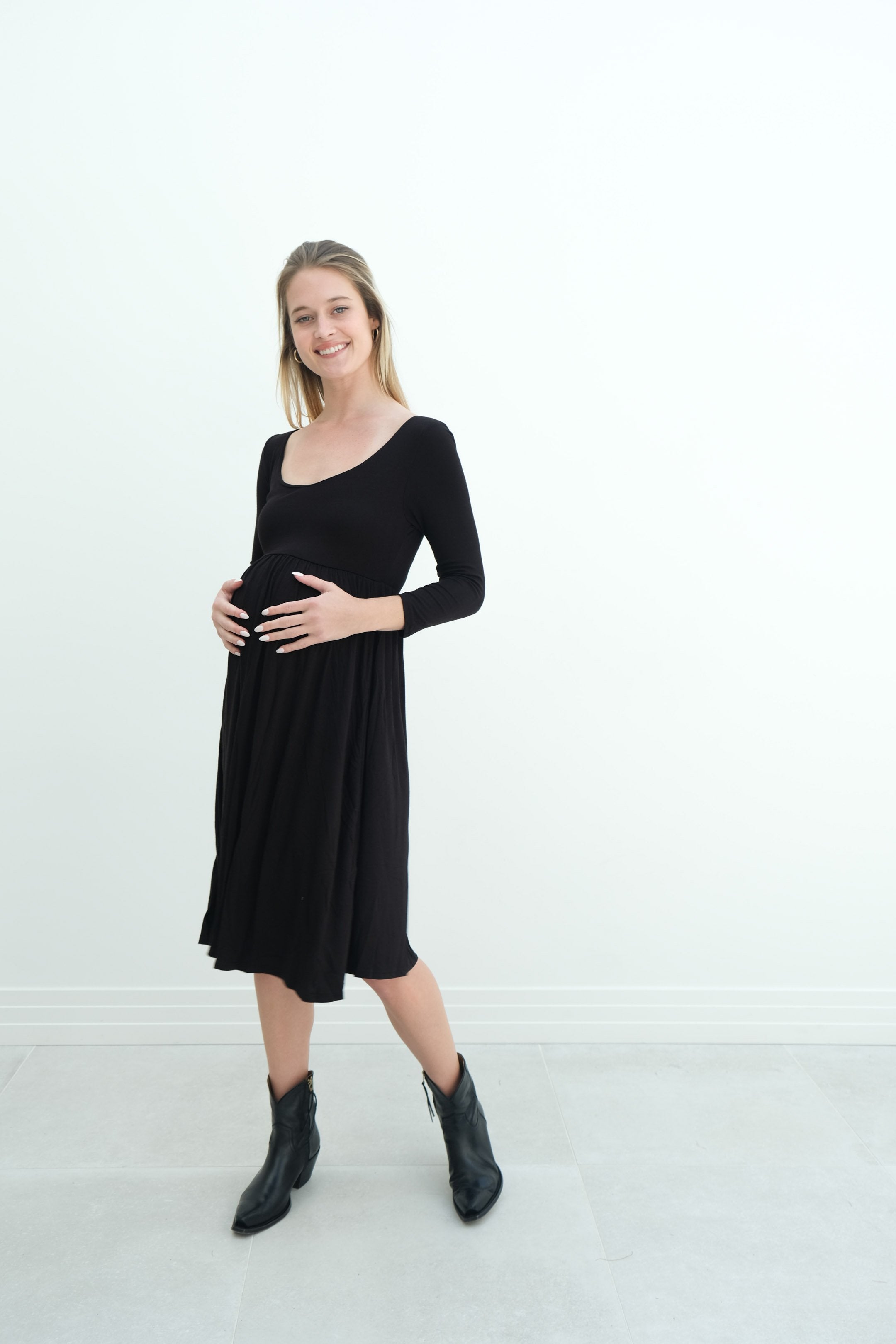 Tatiana | Long Sleeve Flowy Maternity Dress With Empire Waist Tatiana | Long Sleeve Flowy Maternity Dress With Empire Waist
