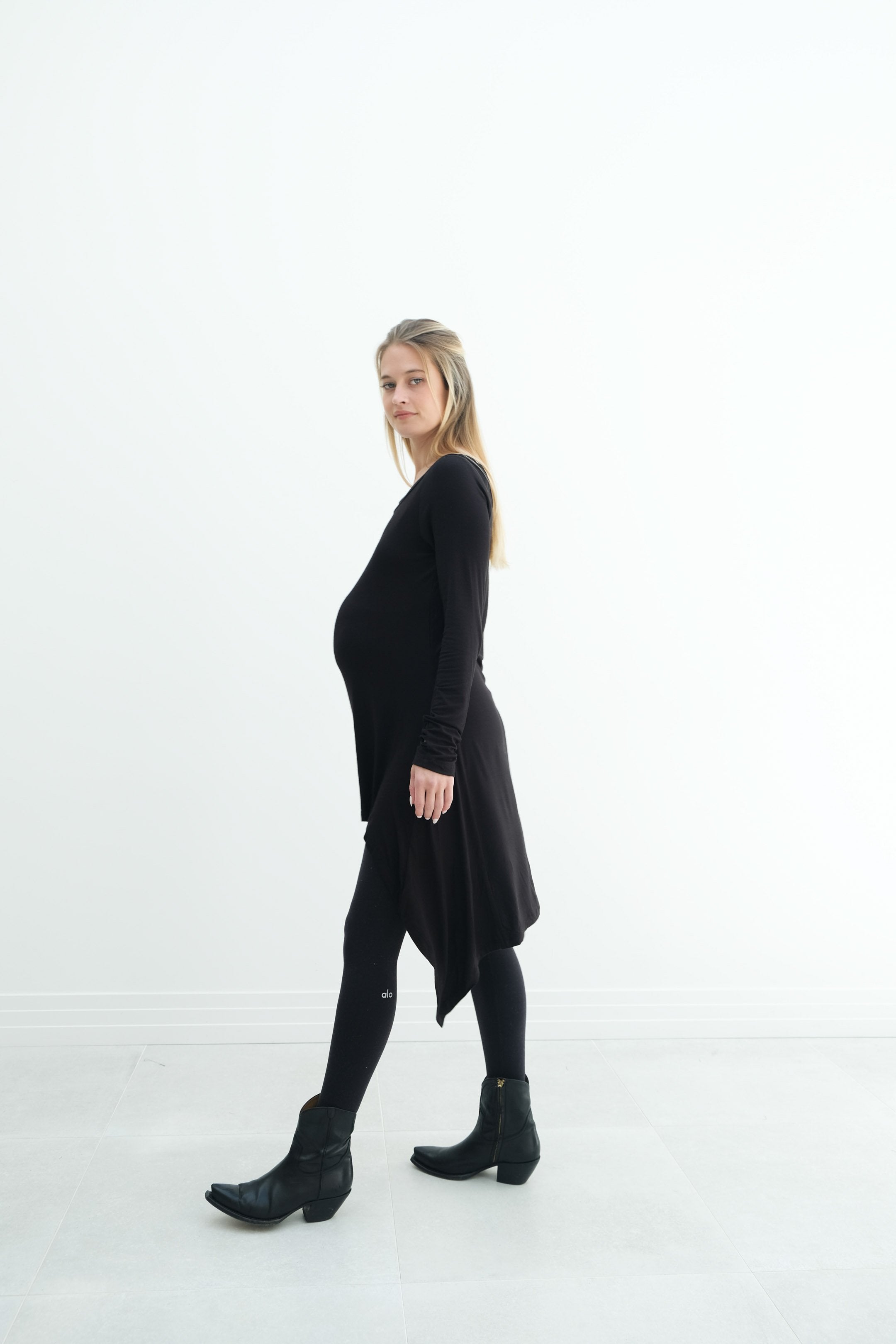 Luna | Long Sleeve Midi Maternity Dress With Bohemian Cut Luna | Long Sleeve Midi Maternity Dress With Bohemian Cut