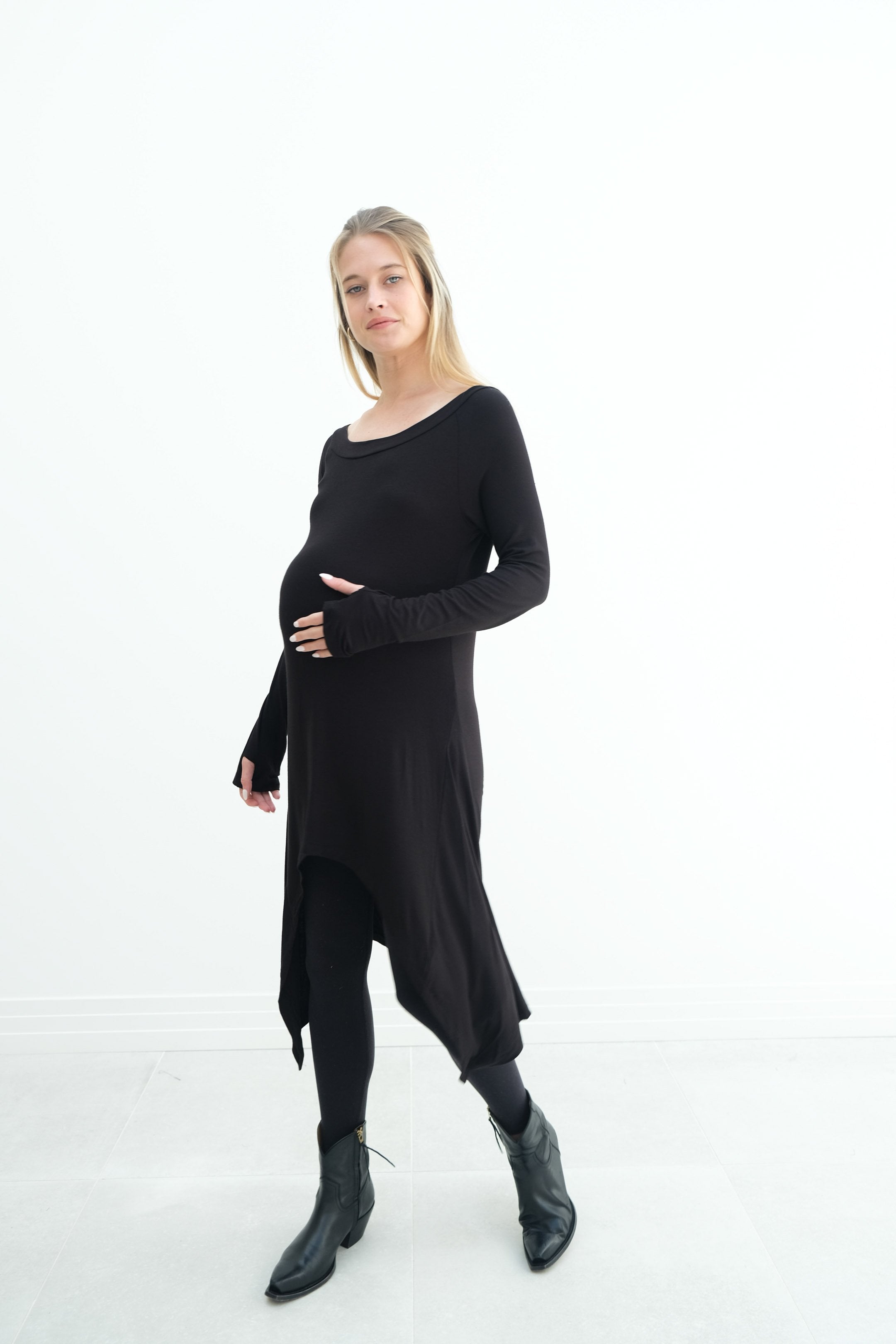 Luna | Long Sleeve Midi Maternity Dress With Bohemian Cut Luna | Long Sleeve Midi Maternity Dress With Bohemian Cut
