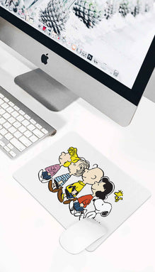 Snoopy And The Peanuts Walking Mouse Pad