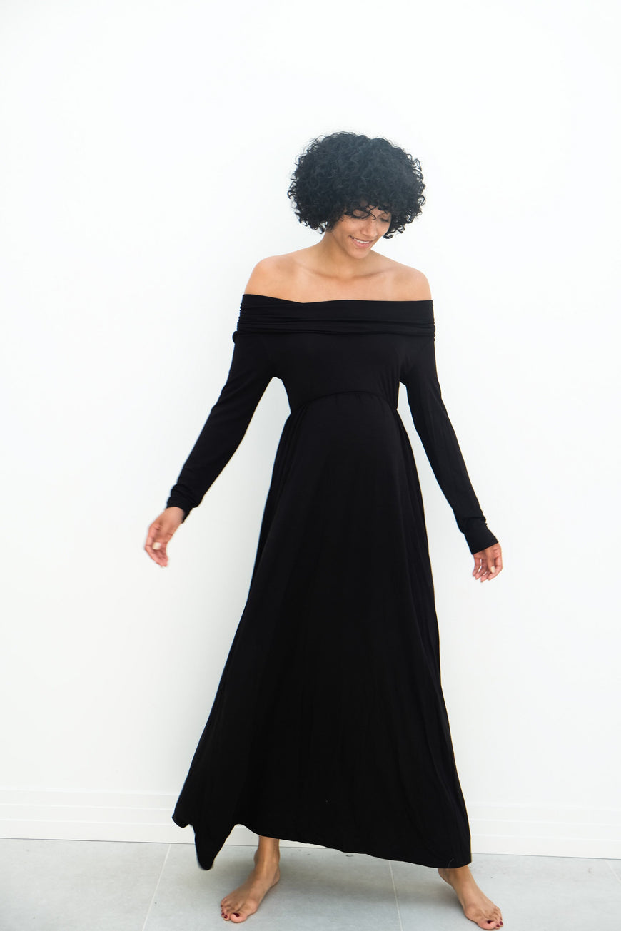 Delaney | Maternity Maxi Strapless Dress with Long Sleeves