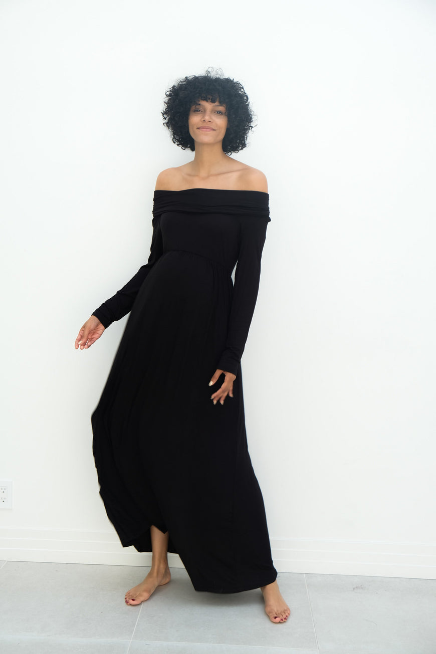 Delaney | Maternity Maxi Strapless Dress with Long Sleeves