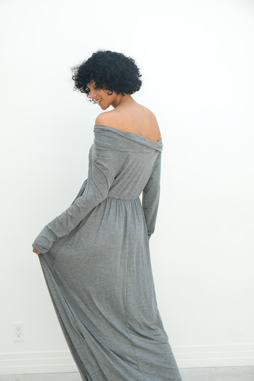 Delaney | Maternity Maxi Strapless Dress with Long Sleeves