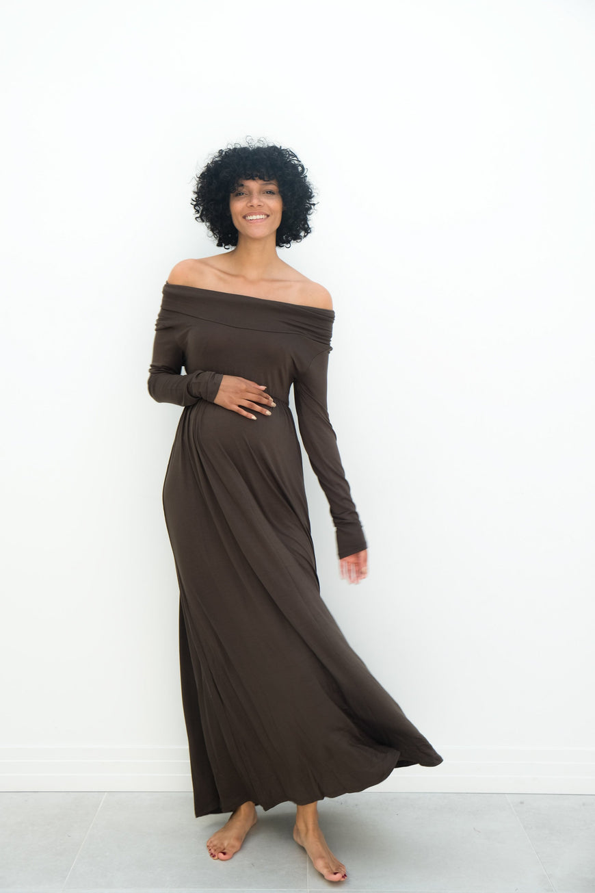 Delaney | Maternity Maxi Strapless Dress with Long Sleeves