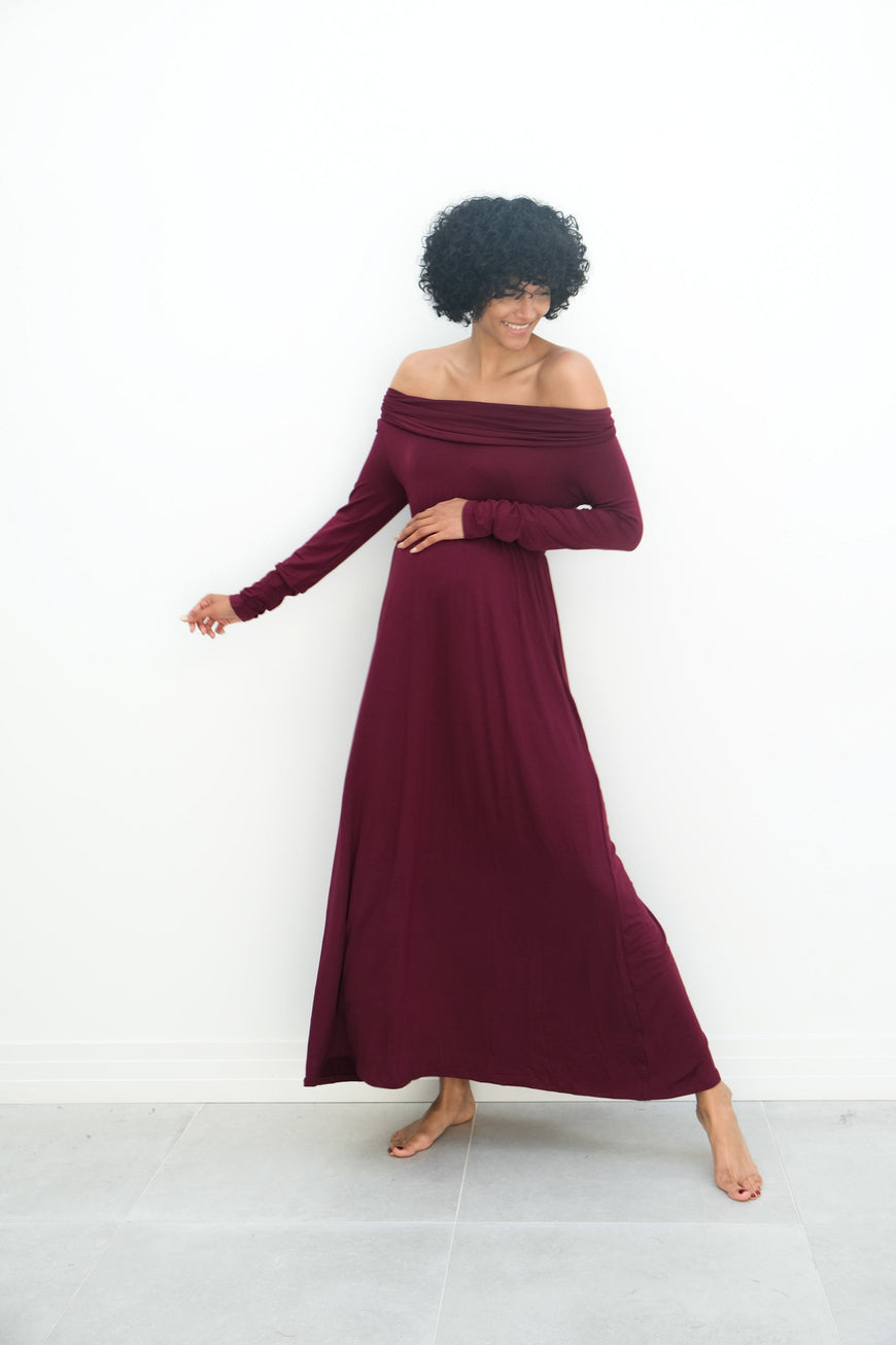 Delaney | Maternity Maxi Strapless Dress with Long Sleeves